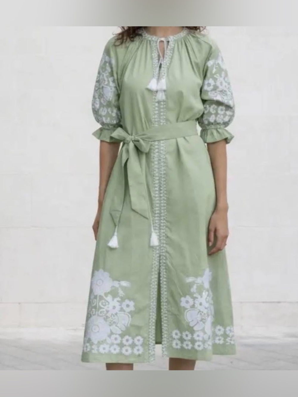 Direct from Manufacturer! Julia Amory Embroidered Coatue Midi Dress Sage & White - Picture 2 of 9